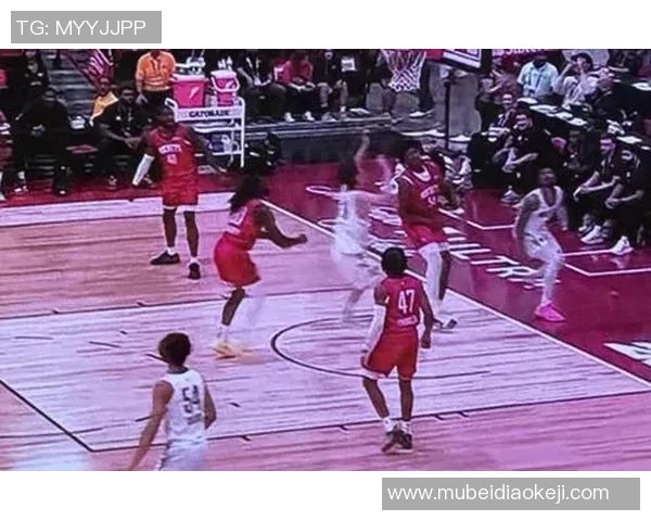 火箭队与开拓者精彩对决全场录像回放视频国语解说版