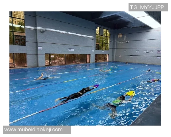 掌握游泳基本技巧提高水性打破游泳瓶颈从基础开始培养游泳能力